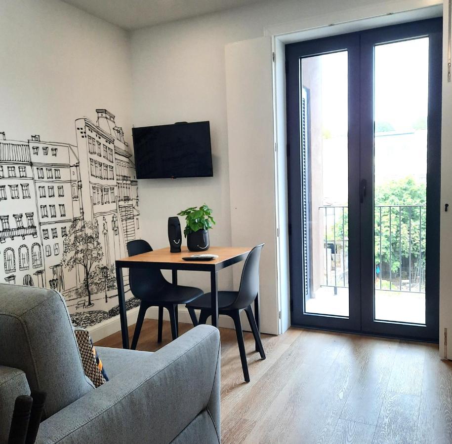 Smiling Places - Apartment In Порту Экстерьер фото